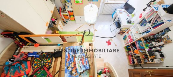 3 rooms Apartment in Livorno, Italy No. 215913 30