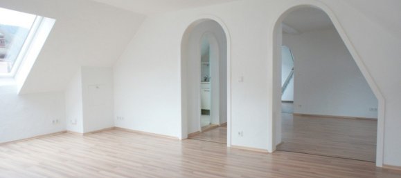 Здание с 4 комнатами в Ротвайль, Германия № 83494 7