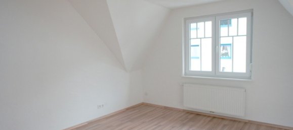 Здание с 4 комнатами в Ротвайль, Германия № 83494 8