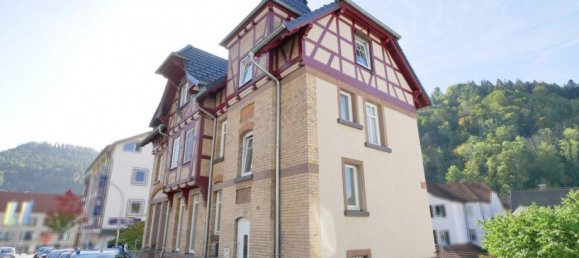 Здание с 4 комнатами в Ротвайль, Германия № 83494 4