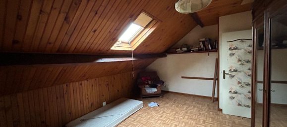 4 bedrooms House in Saint-Quentin, France No. 44100 8