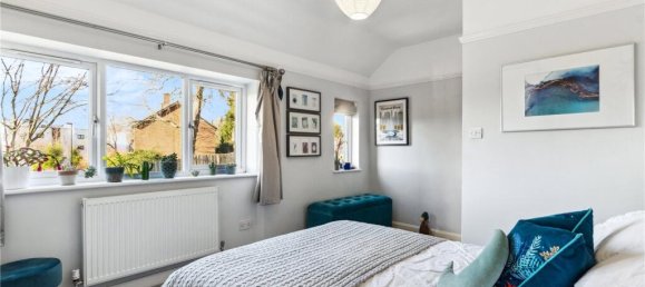 2 bedrooms House in London, United Kingdom No. 3555 11