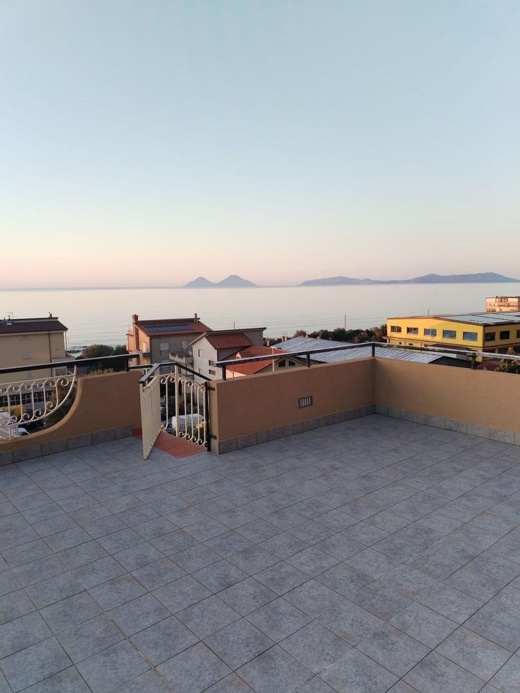 3 rooms Penthouse in Piraino, Italy No. 104403