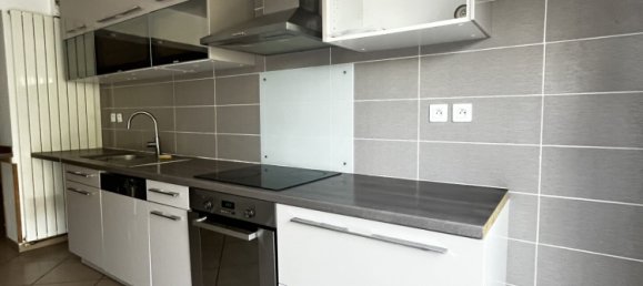 3 bedrooms House in Amiens, France No. 55426 5