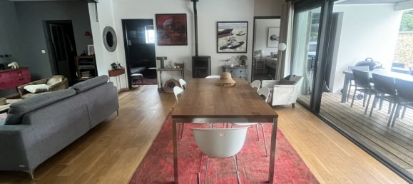 4 bedrooms Villa in Saint-Ave, France No. 298075 2