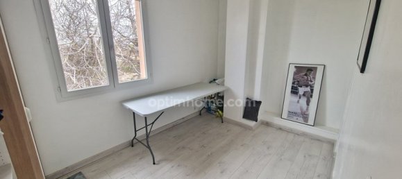 Villa de 4 dormitorios en Port-de-Bouc, France No. 185855 21