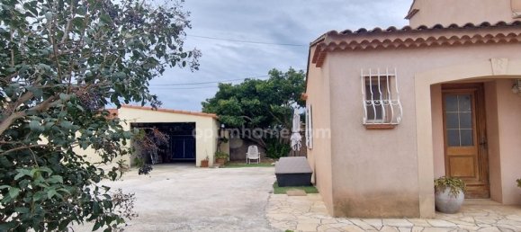 Villa de 4 dormitorios en Port-de-Bouc, France No. 185855 9