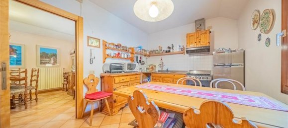 3 bedrooms Commercial property in Piuro, Italy No. 377699 13