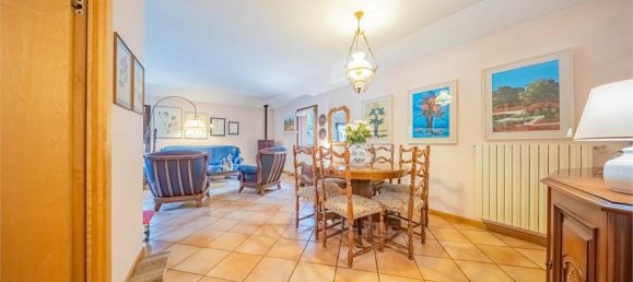 3 bedrooms Commercial property in Piuro, Italy No. 377699 8