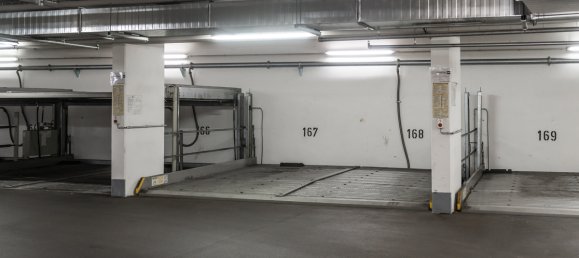 Парковка в Штутгарт, Германия № 336277 4