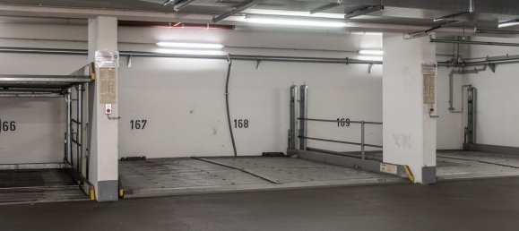 Парковка в Штутгарт, Германия № 336277 5