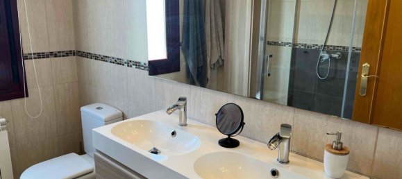 4 غرف نوم منزل في Villaquilambre, Spain رقم 142815 19