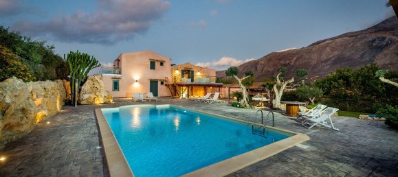 8 rooms Villa in Castellammare del Golfo, Italy No. 143222 25