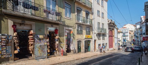 200m² Building in Lisbon, Portugal No. 304821 2