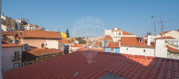 200m² Building in Lisbon, Portugal No. 304821 8