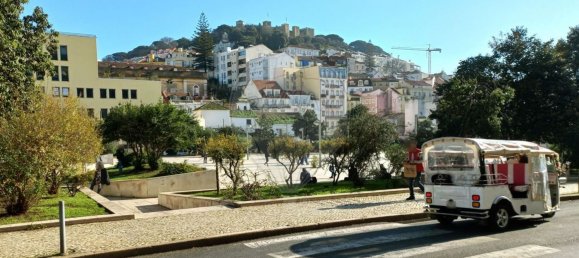 200m² Building in Lisbon, Portugal No. 304821 14