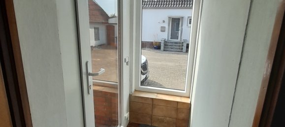 3 rooms House in Wesermarsch, Germany No. 177922 5