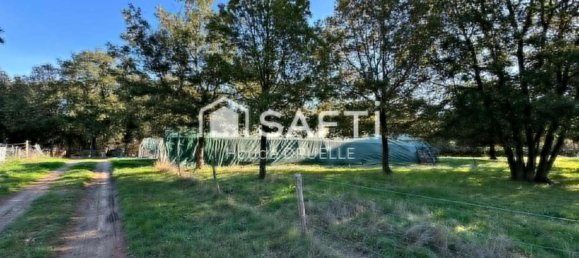  Land in Limoux, France No. 97159 7