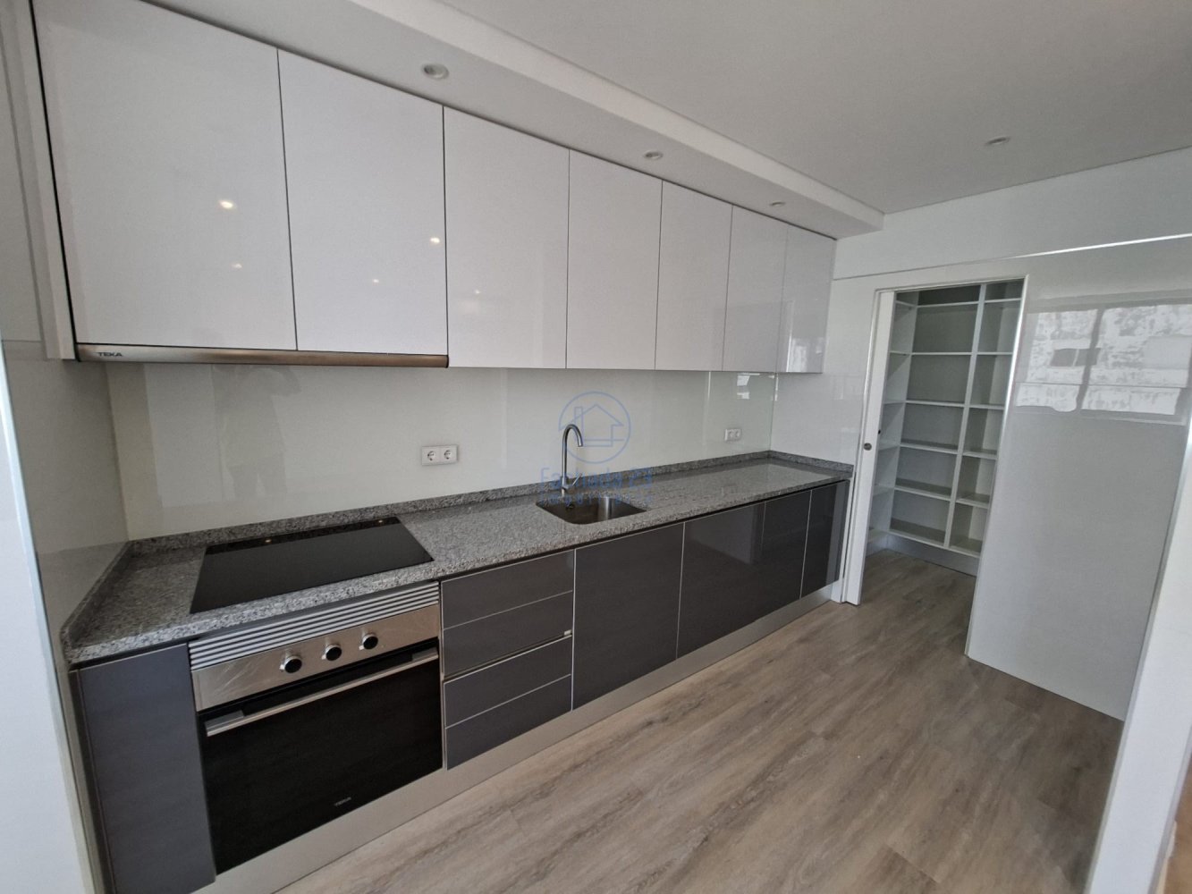 2 غرف نوم شقة في Vila Nova de Gaia, Portugal رقم 219171