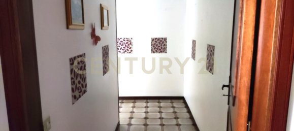 2 Schlafzimmer Wohnung in Paternò, Italy, Nr. 79106 3