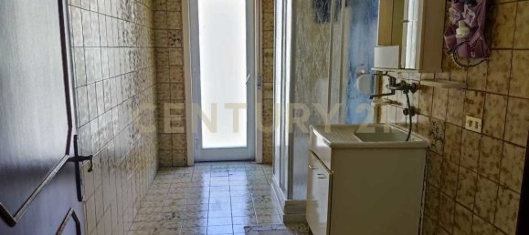 2 Schlafzimmer Wohnung in Paternò, Italy, Nr. 79106 9