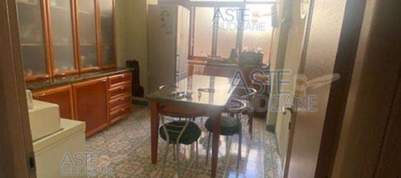5 rooms Apartment in Portici, Italy No. 10982 11