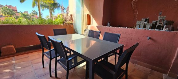 Apartamento de 3 dormitorios en Estepona, Spain No. 53011 17