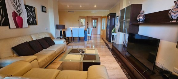 Apartamento de 3 dormitorios en Estepona, Spain No. 53011 12