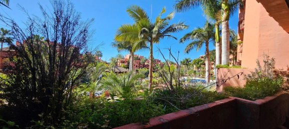 Apartamento de 3 dormitorios en Estepona, Spain No. 53011 18