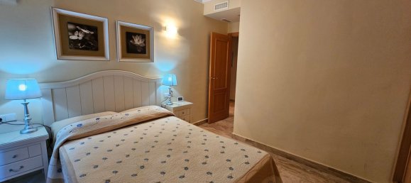 Apartamento de 3 dormitorios en Estepona, Spain No. 53011 45