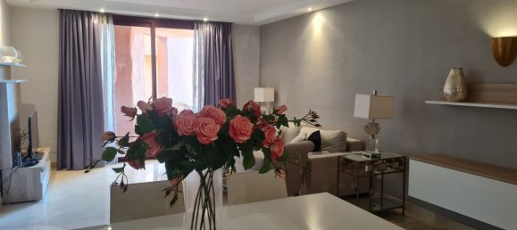 2 bedrooms Penthouse in Estepona, Spain No. 146165 10