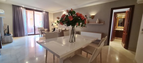2 bedrooms Penthouse in Estepona, Spain No. 146165 9