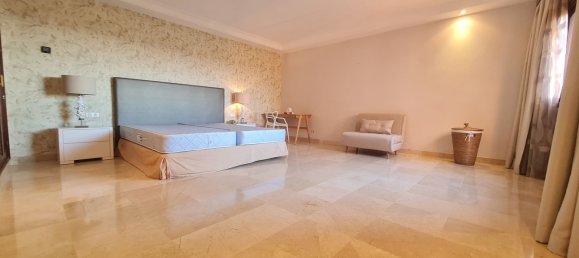 2 bedrooms Penthouse in Estepona, Spain No. 146165 23