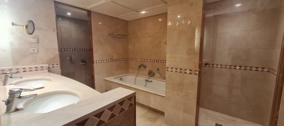 2 bedrooms Penthouse in Estepona, Spain No. 146165 21