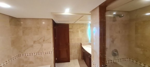 2 bedrooms Penthouse in Estepona, Spain No. 146165 20