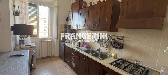 2 bedrooms Apartment in Livorno, Italy No. 352812 2