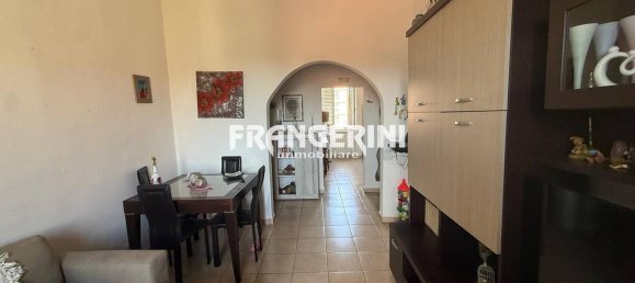2 bedrooms Apartment in Livorno, Italy No. 352812 3
