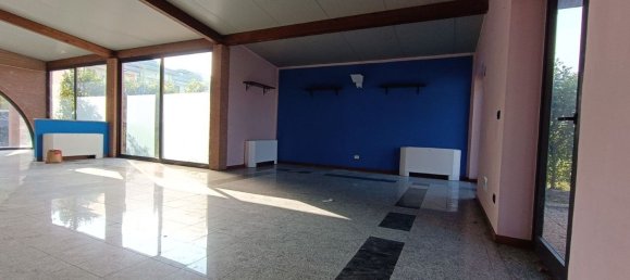 Коммерческая недвижимость 340м² в Фелино, Италия № 315877 10