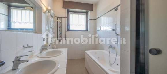 11 bedrooms Villa in Verona, Italy No. 222556 26