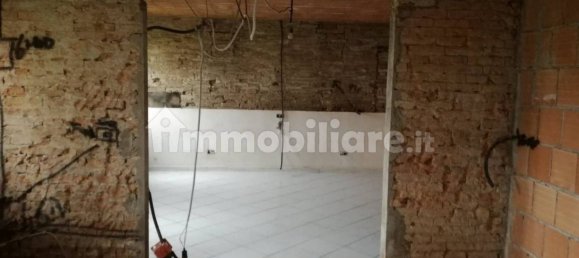 2 Schlafzimmer Haus in San Benedetto Po, Italy, Nr. 114248 8