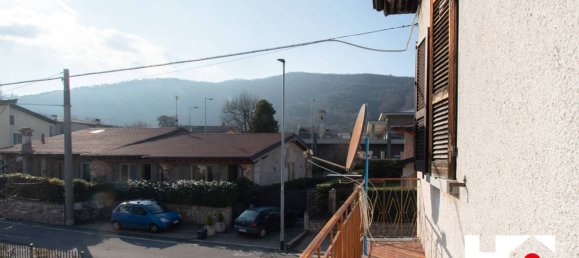 2 bedrooms House in Corte Franca, Italy No. 236404 10