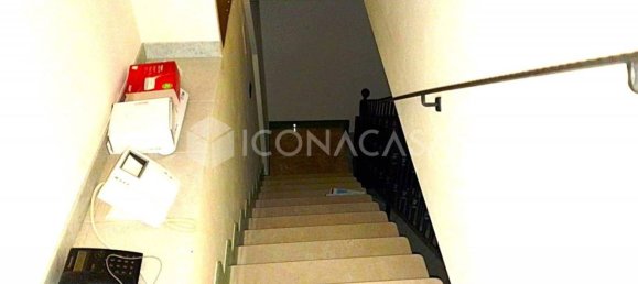 75m² Office in Castellana Grotte, Italy No. 29320 3