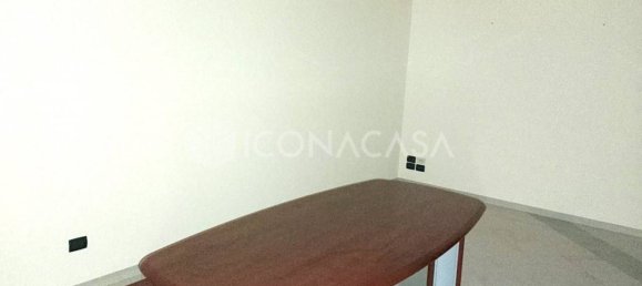 75m² Office in Castellana Grotte, Italy No. 29320 6