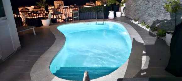 3 غرف نوم فيلا في Fuengirola, Spain رقم 125880 24