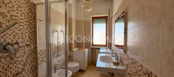 4 bedrooms Apartment in Monopoli, Italy No. 331331 10