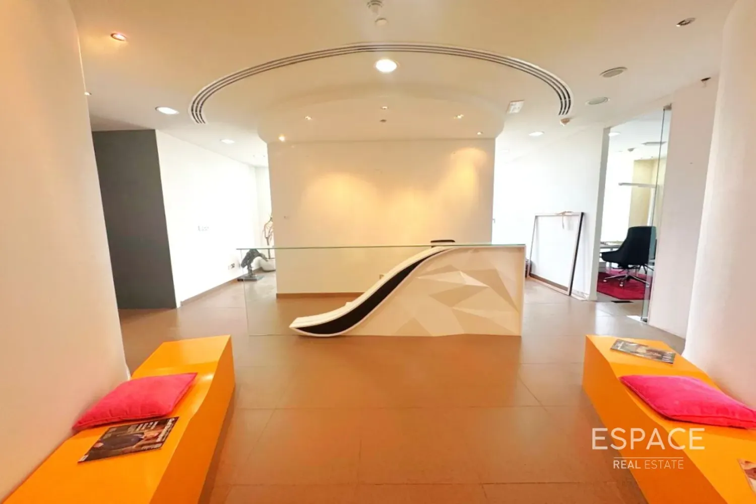 Escritório em Downtown Dubai (Downtown Burj Dubai), UAE 341 m² N.º 106117