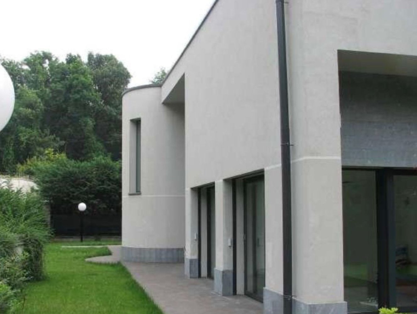 10-Zimmer Villa in Legnano, Italy, Nr. 85050