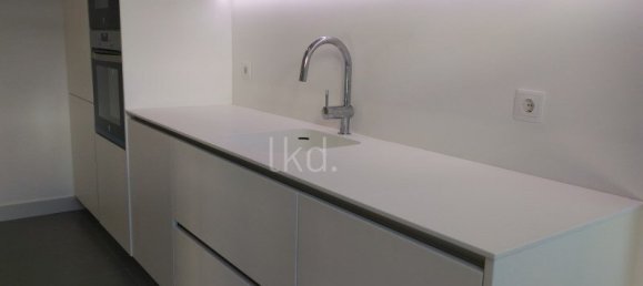 4 bedrooms Apartment in Porto, Portugal No. 78640 12