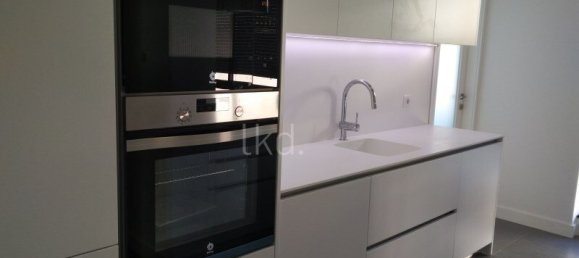 4 bedrooms Apartment in Porto, Portugal No. 78640 6