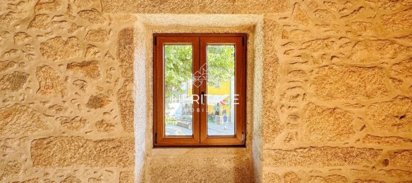 141m² Commercial property in Viana do Castelo, Portugal No. 241884 10